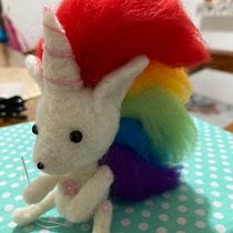 Mi Proyecto del curso: Needle felting: creación de personajes con lana y aguja. Artesanato, Design de brinquedos, Feltragem com agulha, e Design têxtil projeto de m_arte_ll - 29.12.2021