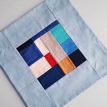 My project in Introduction to Contemporary Patchwork course. Un projet de Couture, DIY , et Design textile de Alice Dyachkova - 28.12.2021