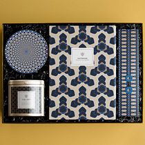 My Project of the course: Creative prints for graphic design. Design, Traditional illustration, Product Design, and Pattern Design project by manoliam - 12.29.2021