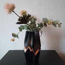 Mein Kursprojekt: Handgefertigte geometrische Gießformen für vielflächige Objekte. Design, Accessor, Design, Arts, Crafts, Fine Arts, Interior Design, Decoration, Interior Decoration, and DIY project by Stephanie - 12.30.2021