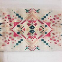 Mon projet du cours : Bijoux tissés en perles : créez des motifs élégants Ein Projekt aus dem Bereich Erweiterungsentwicklung, H, werk, Schmuckdesign und Weben von Marie Barrabes - 01.01.2022