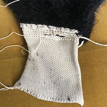 Mijn project van de cursus: Visible mending: verfraai je gebreide kleding met kleur. Design de moda, Bordado, Costura, Tecido, Upc, cling, Tecelagem, e Design têxtil projeto de van bakel - 01.01.2022