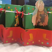la Befana . Een project van Traditionele illustratie, Redactioneel ontwerp, Papercraft, Stor, telling,  Boekbinding, Kinderillustratie, DIY y Verhaallijn van nunzia78 - 02.01.2022