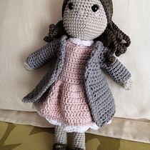 Mi Proyecto del curso: Amigurumi: diseño de ropa, pelo y complementos. Projekt z dziedziny Craft, Projektowanie zabawek,  Tkactwo, Sz, dełkowanie, Amigurumi, Wzornictwo tekst i liów użytkownika mjmcriado - 03.01.2022