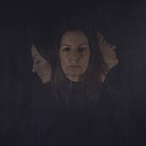 Mein Kursprojekt: Fotografisches Fine Art Selbstporträt. Photograph, Photograph, Post-production, Photo Retouching, Portrait Photograph, Studio Photograph, Fine-Art Photograph, Photomontage, and Self-Portrait Photograph project by m.kocher - 01.02.2022