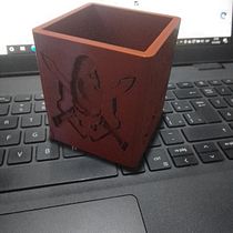 Lapizero / maceta de escritorio personalizado a pedido.. Projekt z dziedziny 3D, Wzornictwo przem, słowe, Projektowanie produktowe,  Modelowanie 3D i  Projektowanie 3D użytkownika Daniel Palla - 05.01.2022