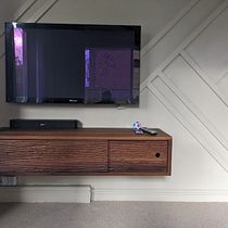 Floating media unit - made with Panga Panga Ein Projekt aus dem Bereich H, werk, Möbeldesign und - bau, Innendesign, DIY und Tischlerei von adil_2 - 25.12.2021