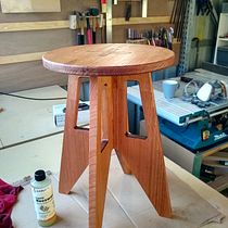 My project in Professional Woodworking for Beginners course. Un progetto di Artigianato, Design e creazione di mobili, Interior design, DIY e Falegnameria  di ashley_44 - 05.01.2022