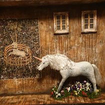 My project in Diorama: Thinking in 3D course - Hope. Fine Arts, Arts, Crafts, Sculpture, and Paper Craft project by Steve Newton - 12.28.2021