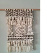 Mi Proyecto del curso: Introducción al macramé: creación de un tapiz decorativo Ein Projekt aus dem Bereich Erweiterungsentwicklung, H, werk, Innendesign, Dekoration von Innenräumen, Weben, Makramee und Textildesign von monica_sure - 07.01.2022