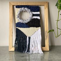 Meu projeto do curso: Introdução à tapeçaria em tear manual. Een project van Textiel, Weven,  Beeldende kunst y Craft van Júlia Mazzoni - 08.01.2022