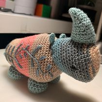 My project in Amigurumi Design and Creation course. Arts, Crafts, To, Design, Fiber Arts, DIY, Crochet, Amigurumi, and Textile Design project by miruna.moraru - 01.09.2022