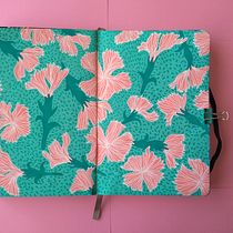 Mi Proyecto del curso: Patrones botánicos en sketchbook: conquista la página en blanco. Traditional illustration, Pattern Design, Botanical Illustration, and Sketchbook project by Elena Narro Medrano - 01.09.2022