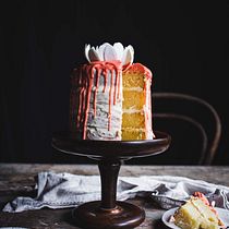 My project in Dark Mood Photography for Culinary Projects course. Un progetto di Fotografia gastronomica, Fotografia per Instagram, Food St e ling di Christina Lowry - 04.01.2022