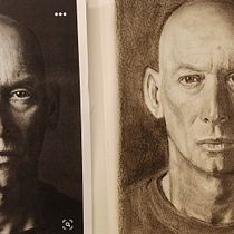 Il mio progetto del corso: Disegno di ritratti artistici: cattura espressioni autentiche. Un projet de Illustration traditionnelle, Beaux Arts, Esquisse , Dessin au cra, on, Dessin, Dessin de portrait, Dessin réaliste, Dessin artistique , et Dessin anatomique de silvia_art - 11.01.2022
