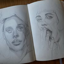 Portrait Sketchbooking. Un progetto di Bozzetti, Disegno, Disegno di ritratti, Disegno artistico e Sketchbook di rebeka_kaplanova - 12.01.2022