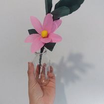 Mi Proyecto del curso: Técnicas para la creación de flores de papel. Projekt z dziedziny Papercraft,  Dekoracja wnętrz i DIY użytkownika Monica C Clavijo - 13.01.2022