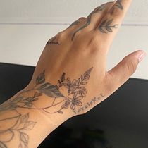 Mi Proyecto del curso: Tatuaje para principiantes. Tattoo Design project by Nathaly Jofré Díaz - 01.13.2022