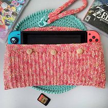 Case para Nintendo Switch. Fashion Design, Fiber Arts, DIY, Crochet, and Textile Design project by María Catalina Nieto Díaz de Vivar - 01.14.2022