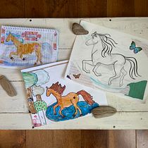 My project in Animal Illustration: Capturing Wildlife in a Sketchbook course. Traditional illustration, Collage, Sketchbook, and Naturalistic Illustration project by bleucorail - 01.16.2022