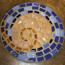 Mi Proyecto del curso: Introducción al mosaico. Projekt z dziedziny Craft, Projektowanie i w, rób mebli,  Dekoracja wnętrz, Ceramika i DIY użytkownika María José Hernández - 16.01.2022