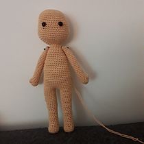 Mi Proyecto del curso: Amigurumi: diseño de ropa, pelo y complementos. Projekt z dziedziny Craft, Projektowanie zabawek,  Tkactwo, Sz, dełkowanie, Amigurumi, Wzornictwo tekst i liów użytkownika Conchi Armario - 17.01.2022