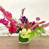 My project in Floral Arrangement Design with Seasonal Blooms course. Design de interiores, Paisagismo, Decoração de interiores, DIY, e Design floral e vegetal projeto de sam92alellora - 19.01.2022