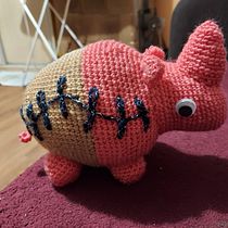 Mój projekt z kursu: Projektowanie i wykonanie amigurumi. Projekt z dziedziny Craft, Projektowanie zabawek,  Tkactwo, DIY, Sz, dełkowanie, Amigurumi, Wzornictwo tekst i liów użytkownika wojcieszkoj - 20.01.2022