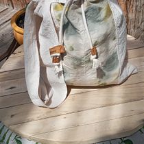 Mi Proyecto del curso: Impresión botánica en textil y papel. Arts, Crafts, Fashion Design, DIY, Textile D, eing, Textile Printing, and Textile Design project by Jacqueline Cortes - 12.19.2021