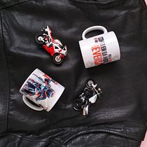 Creación y edición de Instagram stories para Hopebiker. Social Media, Mobile Photograph, Digital Marketing, Digital Photograph, Mobile Marketing, Instagram, Content Marketing, Instagram Photograph, Instagram Marketing, Lifest, and le Photograph project by Mateo Romero - 01.22.2022