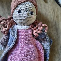 Meu projeto do curso: Amigurumi: design de roupa, cabelo e acessórios. Projekt z dziedziny Craft, Projektowanie zabawek,  Tkactwo, Sz, dełkowanie, Amigurumi, Wzornictwo tekst i liów użytkownika Bruna Azevedo de Carvalho Lima Ferrari - 22.01.2022