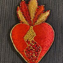 Il mio progetto del corso: Introduzione alla tecnica del ricamo in oro. Traditional illustration, and Embroider project by Marta Trevisan - 01.23.2022