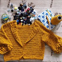 Chaqueta top-down con cuello reverse y mangas 3/4. Un progetto di Fashion design, Fiber Art, DIY, Uncinetto e Textile Design di Sara Rellini - 01.04.2021