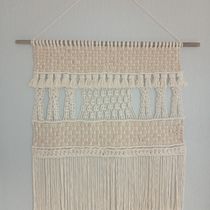 Mi Proyecto del curso: Introducción al macramé: creación de un tapiz decorativo Ein Projekt aus dem Bereich Erweiterungsentwicklung, H, werk, Innendesign, Dekoration von Innenräumen, Weben, Makramee und Textildesign von Evelia Guadalupe Burgos Esquer - 28.01.2022