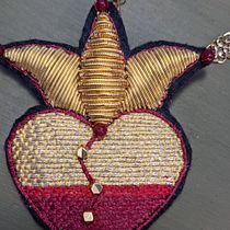 My project in Introduction to Gold Embroidery course. Traditional illustration, and Embroider project by orit rahamim - 02.01.2022
