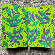 My project in Botanical Patterns in a Sketchbook: Conquer the Blank Page course. Ilustração tradicional, Pattern Design, Ilustração botânica, e Sketchbook projeto de laismieko - 02.02.2022