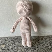 Meu projeto do curso: Amigurumi: criação de personagens com crochê. Arts, Crafts, To, Design, Fiber Arts, Crochet, Amigurumi, and Textile Design project by Filipa Moreira - 02.03.2022