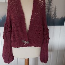 Mein Kursprojekt: Häkeln: Designe und kreiere Mode im Romantik-Look. Un progetto di Fashion design, Fiber Art, DIY, Uncinetto e Textile Design di monstarhoney - 04.02.2022