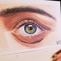 My project in Realistic Portrait with Coloured Pencils course. Traditional illustration, Fine Arts, Pencil Drawing, Drawing, Portrait Drawing, Realistic Drawing, Artistic Drawing, and Colored Pencil Drawing project by Abby - 02.07.2022