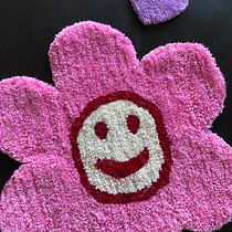 Mon projet du cours : Technique du tufting pour la création de tapis. Un projet de Artisanat, Décoration, Art textile, DIY , et Design textile de Claire - 09.02.2022