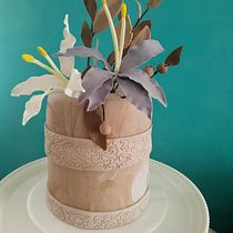 Mi Proyecto del curso: Flores de azúcar para cake design. Un progetto di Design e DIY di Mary Castro - 09.02.2022
