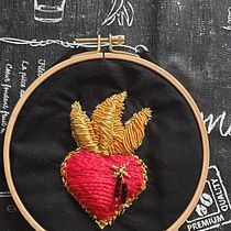 Il mio progetto del corso: Introduzione alla tecnica del ricamo in oro. Traditional illustration, and Embroider project by mayun73 - 02.12.2022