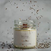 Meu projeto do curso: Fotografia de produto para principiantes. Photograph, Product Photograph, Photographic Lighting, Digital Photograph, and Food Photograph project by Camila Hellwig - 02.02.2022