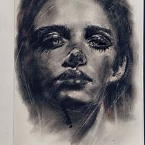 My project in Artistic Charcoal Portraiture: Creating Atmosphere course. Traditional illustration, Fine Arts, Drawing, Portrait Drawing, Realistic Drawing, and Artistic Drawing project by Di Sun - 02.13.2022