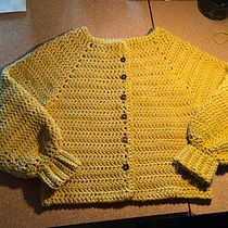 Mi Proyecto del curso:  Top-down: prendas a crochet de una sola pieza. Un progetto di Fashion design, Fiber Art, DIY, Uncinetto e Textile Design di marina.nicolast - 13.02.2022