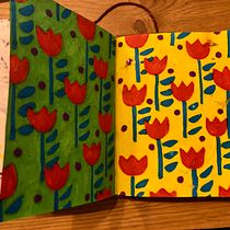 My project in Botanical Patterns in a Sketchbook: Conquer the Blank Page course. Ilustração tradicional, Pattern Design, Ilustração botânica, e Sketchbook projeto de happy_keren - 13.02.2022