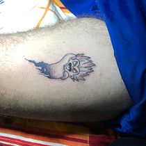 Mój projekt z kursu: Tatuaż techniką „blackwork” z użyciem cienkich linii. Desenho de tatuagens projeto de Anna Mel - 13.02.2022