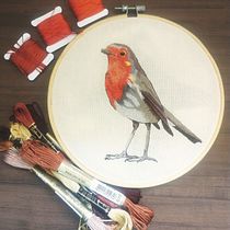 Meu projeto do curso: Pintar com linha: técnicas de ilustração têxtil. Ilustração tradicional, Bordado, e Design têxtil projeto de Adlla Vergaças - 06.02.2022