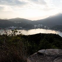 Sunset Hike on Lantau Island. Photograph, Outdoor Photograph, Instagram Photograph, Documentar, Photograph, and Photographic Composition project by Balazs Fejes - 02.15.2022