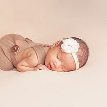 My project in Introduction to Newborn Photography course. Un projet de Photographie, Photographie de portrait, Photographie de studio, Photographie lifest, le , et Photographie intérieure de jspresbitero - 12.02.2022